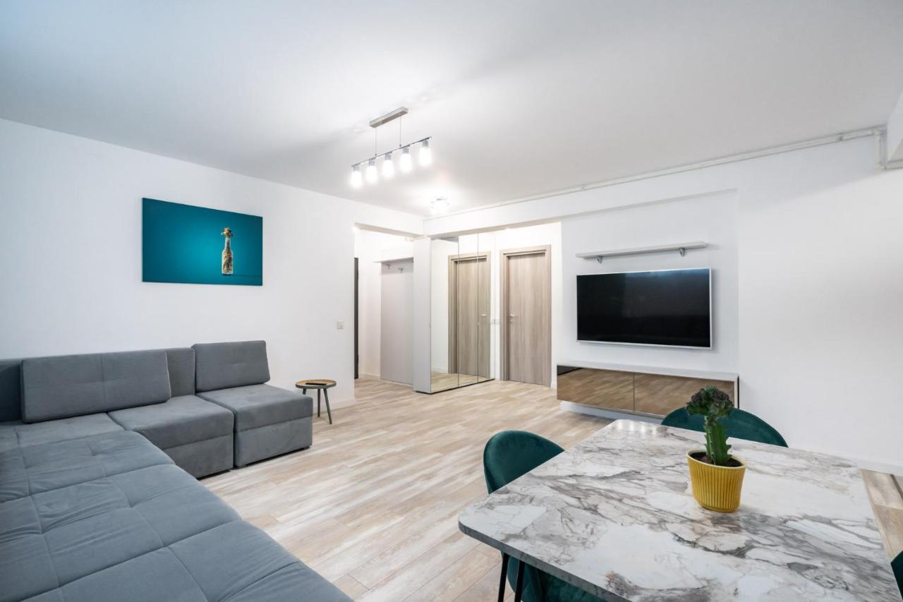 Central Apartment Diamond Boekarest Buitenkant foto