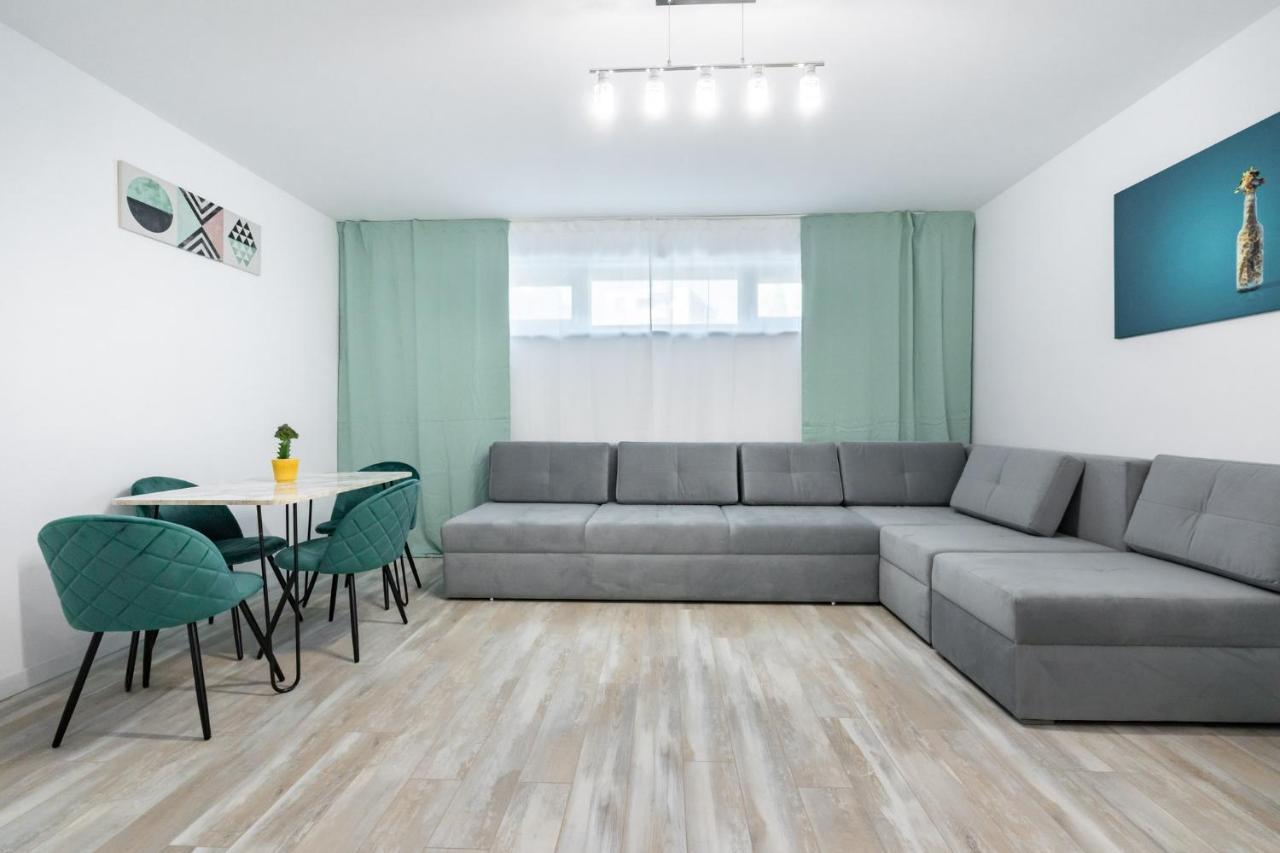 Central Apartment Diamond Boekarest Buitenkant foto